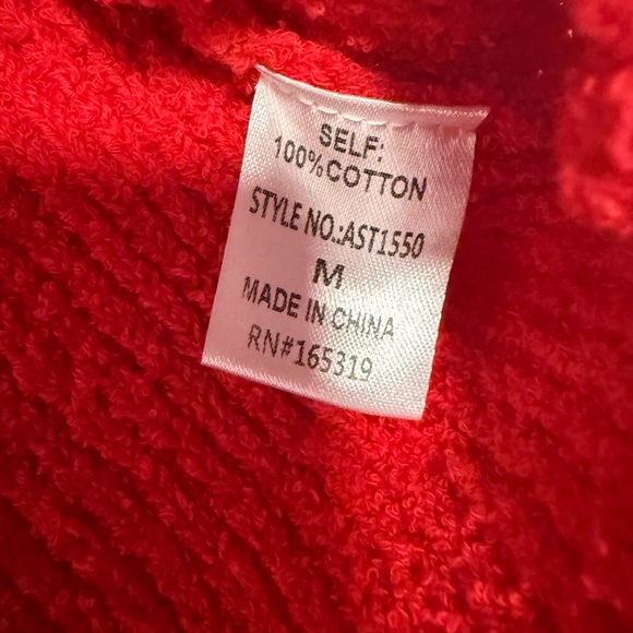 Red V-Neck Crop Top - Picture 4 of 6